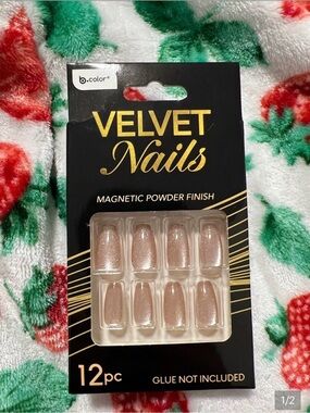 Velvet Nails Magnetic Powder Finish - 12pc Sheer Champagne Press-On Nails